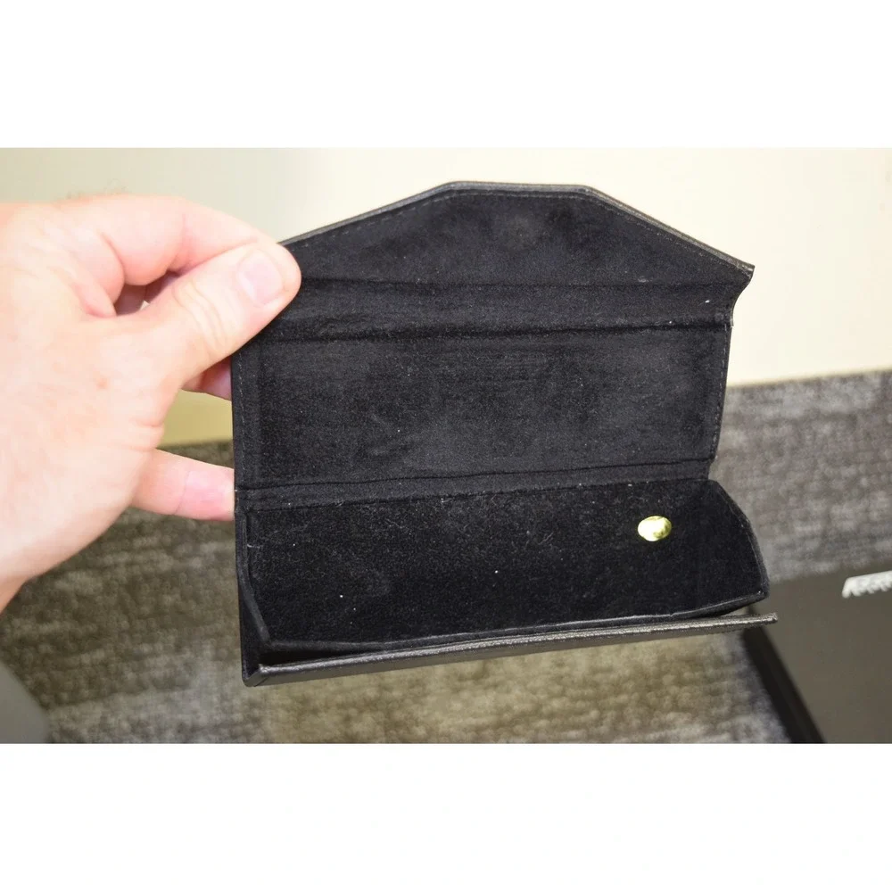 G-Sport by Gargoyles Black Pebbled Triangular Folding Sunglasses Case